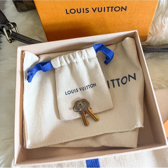 Louis Vuitton Keepall Bandouliere 55 Damier Ebene NWT - Picture 4 of 16